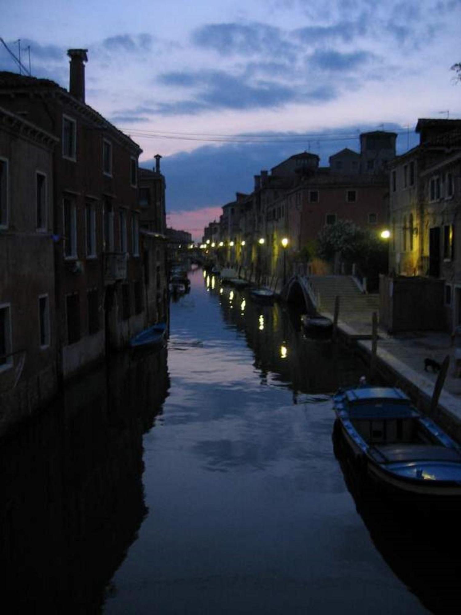Bella Addai Apartment Venice